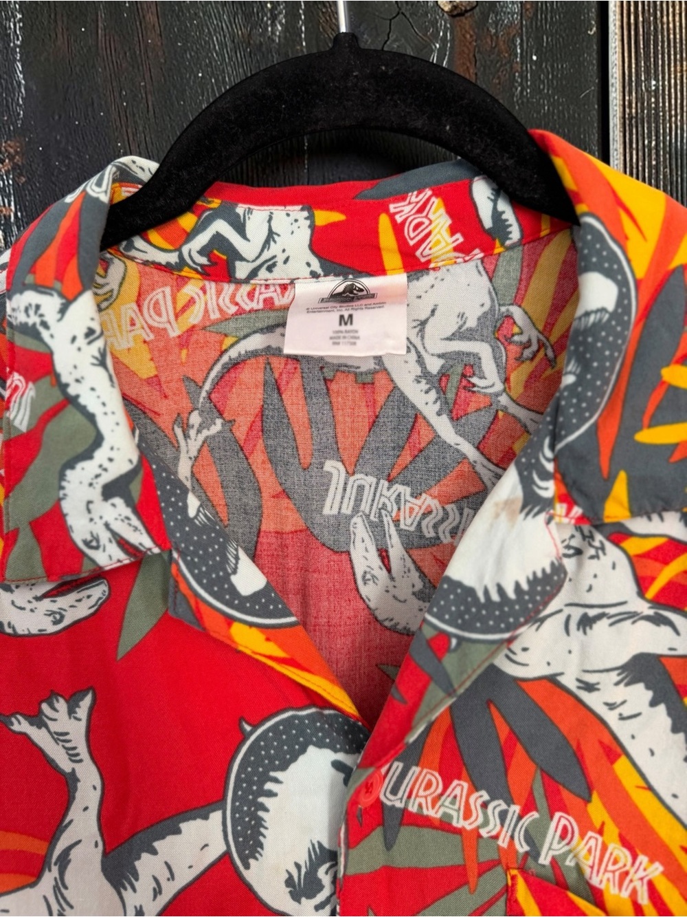 Jurassic Park Rayon Camp Shirt Mens M Allover Print Retro Vacation - Picture 6 of 7